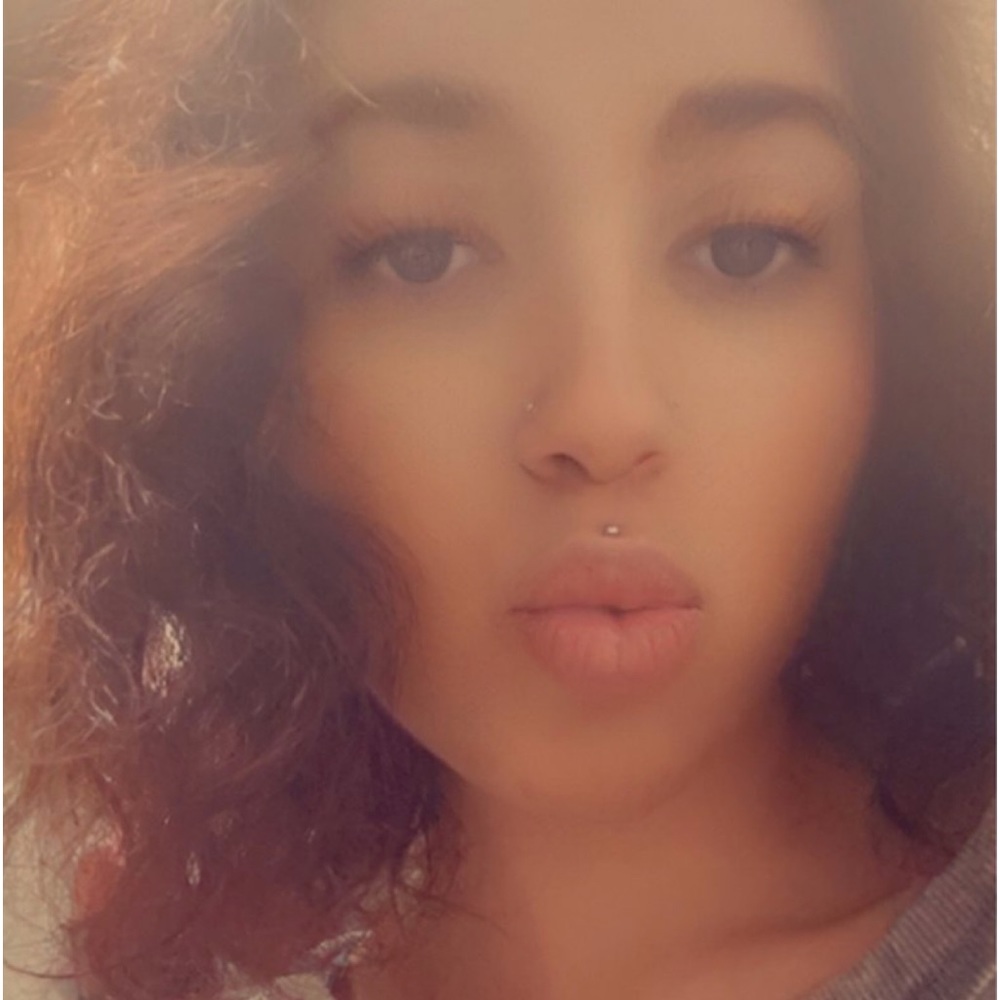 Meet your Posher, Tiffany